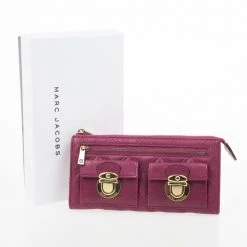 Marc Jacobs Fuchsia Quilted Leather Double Pocket Zip Wallet For Men 23 Marc Jacobs Fuchsia Quilted Leather Double Pocket Zip Wallet For Men -Cheap Marc Jacobs Store luxury men marc jacobs used handbags p30612 012