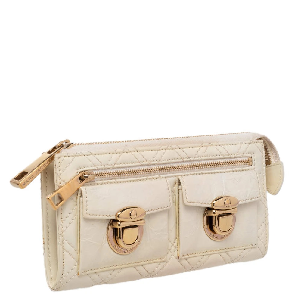 Marc Jacobs Cream Patent Leather Double Pocket Wallet For Women 3 Marc Jacobs Cream Patent Leather Double Pocket Wallet For Women - Image 3