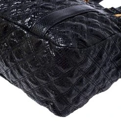 Marc Jacobs Black Quilted Snakeskin Embossed Coated Canvas Tote For Women 21 Marc Jacobs Black Quilted Snakeskin Embossed Coated Canvas Tote For Women -Cheap Marc Jacobs Store luxury women marc jacobs used handbags p243209 007