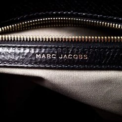 Marc Jacobs Black Quilted Snakeskin Embossed Coated Canvas Tote For Women 18 Marc Jacobs Black Quilted Snakeskin Embossed Coated Canvas Tote For Women -Cheap Marc Jacobs Store luxury women marc jacobs used handbags p243209 010