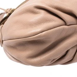 Marc Jacobs Beige Leather Classic Q Natasha Crossbody Bag For Women -Cheap Marc Jacobs Store luxury women marc jacobs used handbags p258609 002