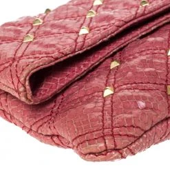 Marc Jacobs Pink Studded Leather Eugenie Clutch For Women 23 Marc Jacobs Pink Studded Leather Eugenie Clutch For Women -Cheap Marc Jacobs Store luxury women marc jacobs used handbags p302911 006