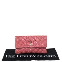 Marc Jacobs Pink Studded Leather Eugenie Clutch For Women 21 Marc Jacobs Pink Studded Leather Eugenie Clutch For Women -Cheap Marc Jacobs Store luxury women marc jacobs used handbags p302911 012