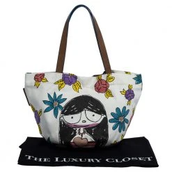 Marc Jacobs White Printed Canvas And Leather Tote For Women 16 Marc Jacobs White Printed Canvas And Leather Tote For Women -Cheap Marc Jacobs Store luxury women marc jacobs used handbags p318107 005