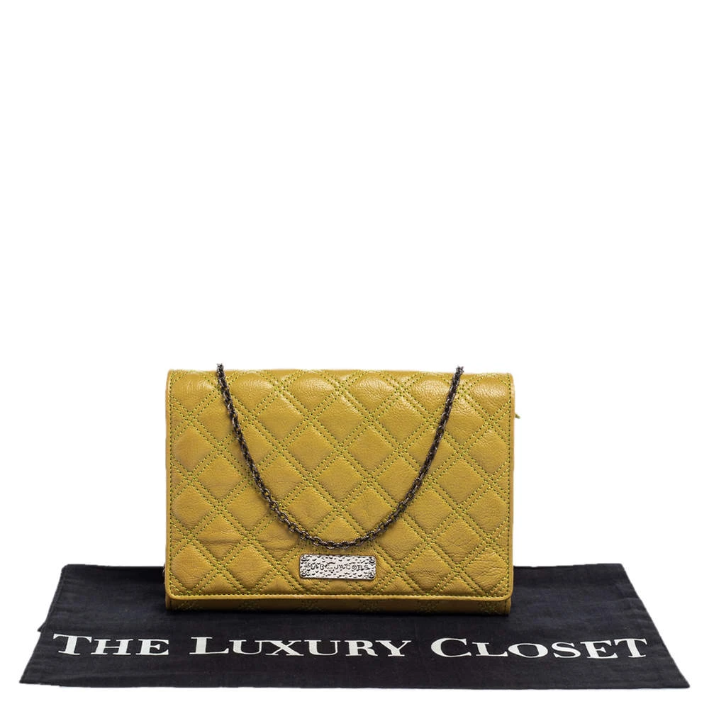 Marc Jacobs Lime Quilted Leather Flap Chain Clutch For Women 10 Marc Jacobs Lime Quilted Leather Flap Chain Clutch For Women - Image 10