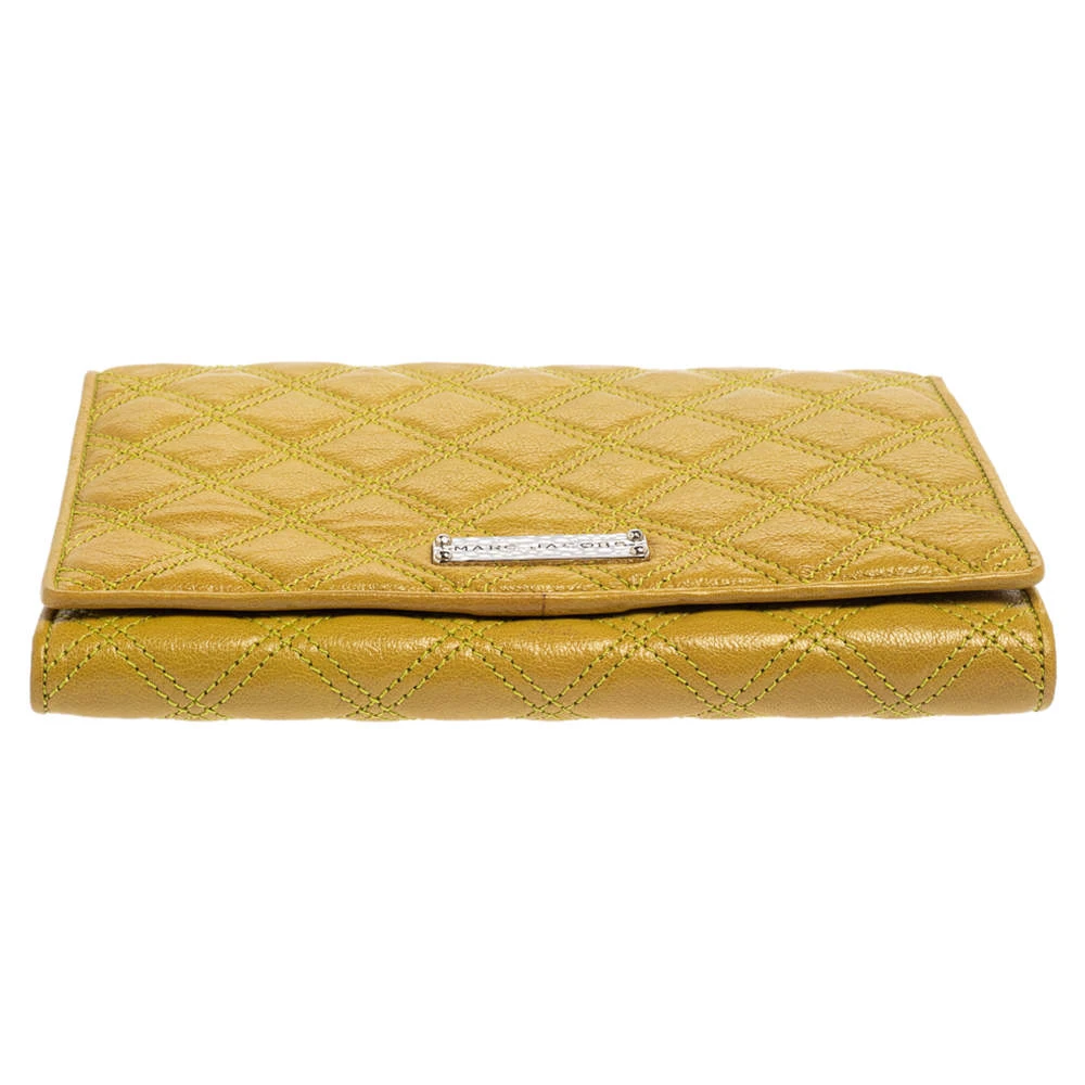 Marc Jacobs Lime Quilted Leather Flap Chain Clutch For Women 6 Marc Jacobs Lime Quilted Leather Flap Chain Clutch For Women - Image 6