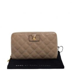 Marc Jacobs Beige Leather Passport Wallet For Women -Cheap Marc Jacobs Store luxury women marc jacobs used handbags p392072 003