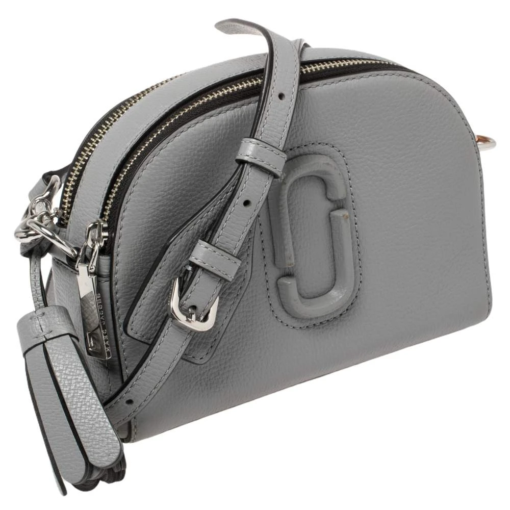 Marc Jacobs Grey Leather Small Shutter Camera Crossbody Bag For Women 3 Marc Jacobs Grey Leather Small Shutter Camera Crossbody Bag For Women - Image 3