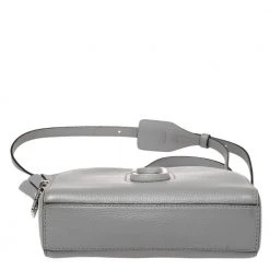 Marc Jacobs Grey Leather Small Shutter Camera Crossbody Bag For Women 16 Marc Jacobs Grey Leather Small Shutter Camera Crossbody Bag For Women -Cheap Marc Jacobs Store luxury women marc jacobs used handbags p461554 012