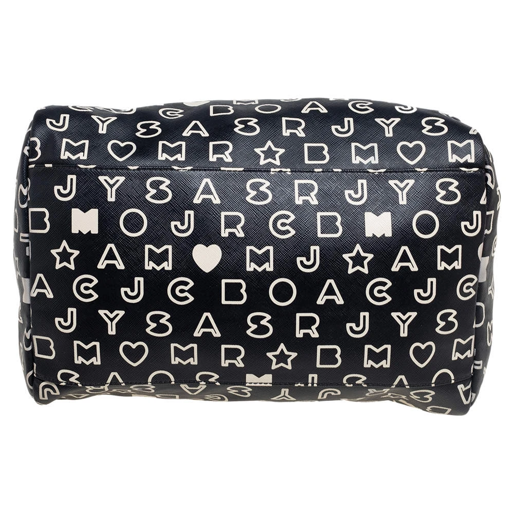 Marc Jacobs Black/White Dreamy Logo Coated Canvas And Leather Eazy Taryn Boston Bag For Women 6 Marc Jacobs Black/White Dreamy Logo Coated Canvas And Leather Eazy Taryn Boston Bag For Women - Image 6