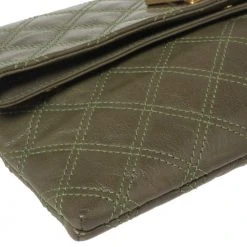 Marc Jacobs Olive Green Quilted Leather Eugenie Clutch For Women 22 Marc Jacobs Olive Green Quilted Leather Eugenie Clutch For Women -Cheap Marc Jacobs Store luxury women marc jacobs used handbags p599971 005