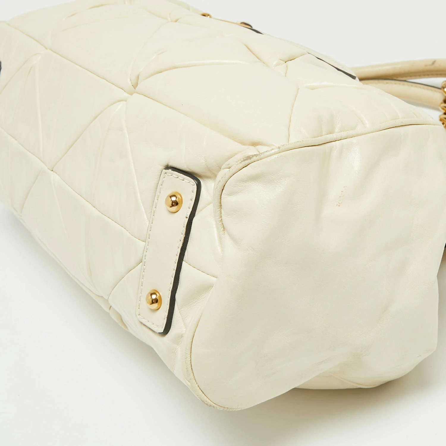 Marc Jacobs Off-White Leather Stam Satchel For Women 15 Marc Jacobs Off-White Leather Stam Satchel For Women - Image 15