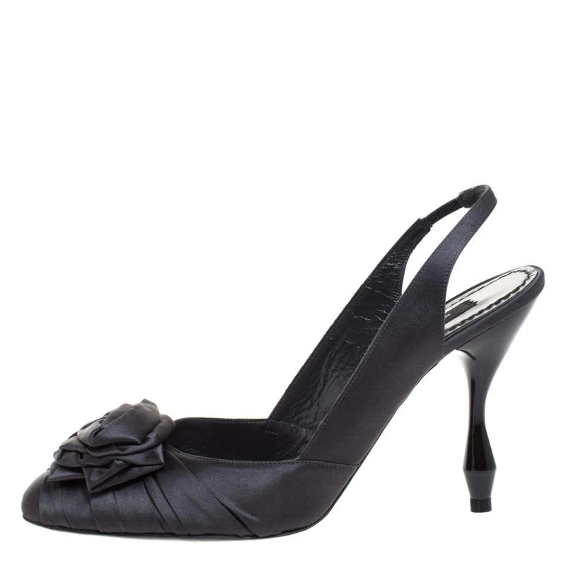 Marc Jacobs Graphite Satin Ruffle And Rose Detail Round Toe Slingback Sandals Size 36.5 For Women 2 Marc Jacobs Graphite Satin Ruffle And Rose Detail Round Toe Slingback Sandals Size 36.5 For Women - Image 2