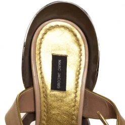 Marc Jacobs Beige Leather And Gold Piping Heart Wedge Ankle Strap Sandals Size 36.5 For Women -Cheap Marc Jacobs Store luxury women marc jacobs used shoes p316798 008