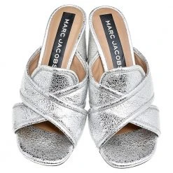 Marc Jacobs Metallic Silver Crackle Leather Criss Cross Slide Sandals Size 39 For Women 10 Marc Jacobs Metallic Silver Crackle Leather Criss Cross Slide Sandals Size 39 For Women -Cheap Marc Jacobs Store luxury women marc jacobs used shoes p519762 003