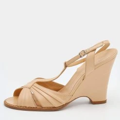 Marc Jacobs Beige Leather Ankle Strap Wedge Sandals Size 39.5 For Women